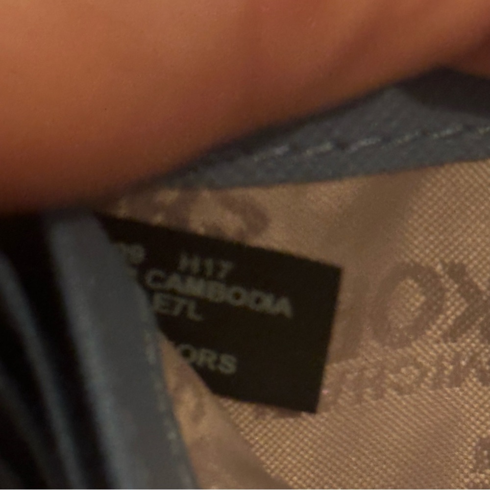 Michael Kors Callie sky blue leather carryall wallet - Picture 7 of 7